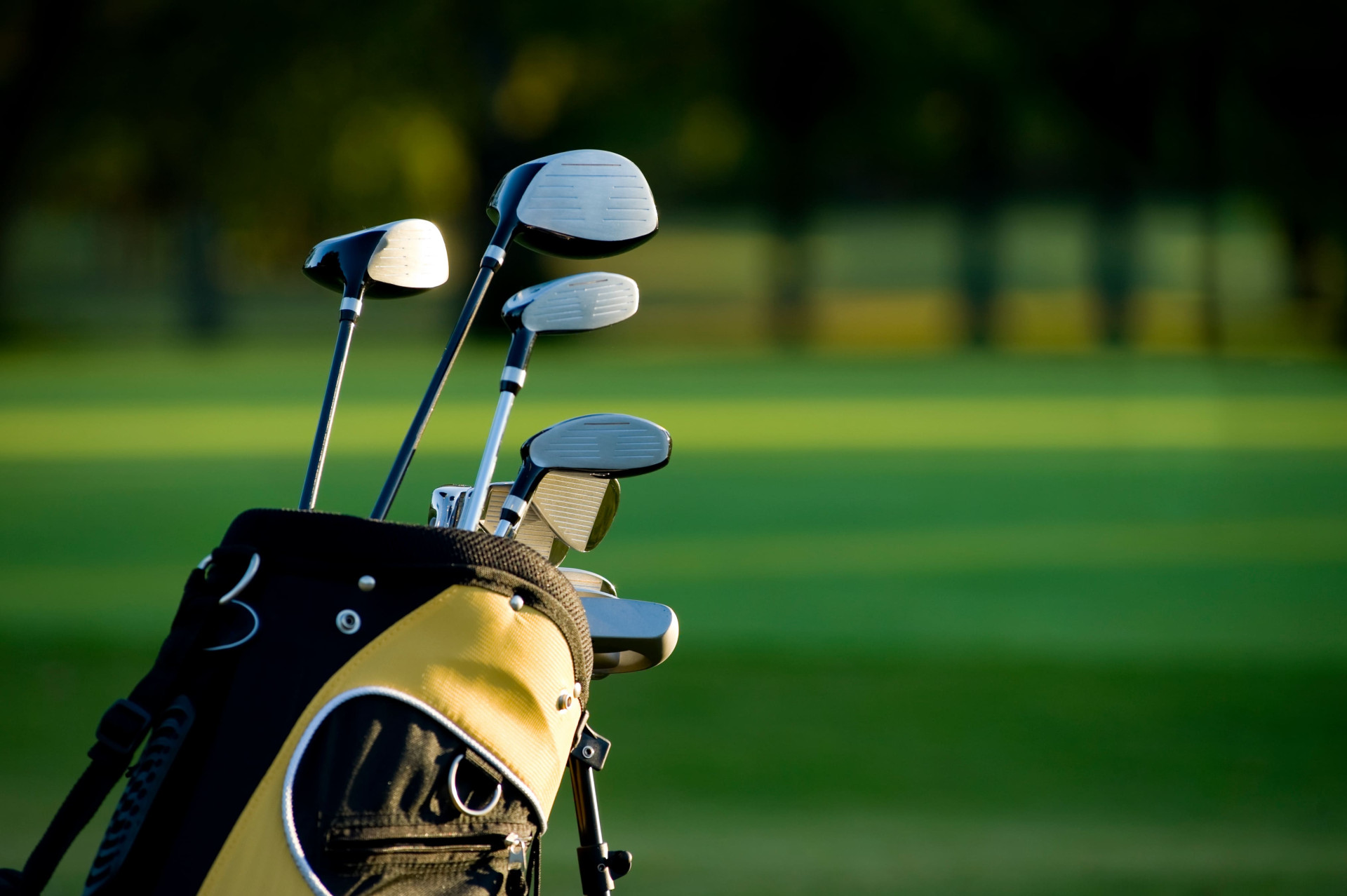 Hwafune golf fabric advantages &ndash; ultra-breathable, high abrasion resistance, flexible stretch, eco-friendly materials, and fashionable colors